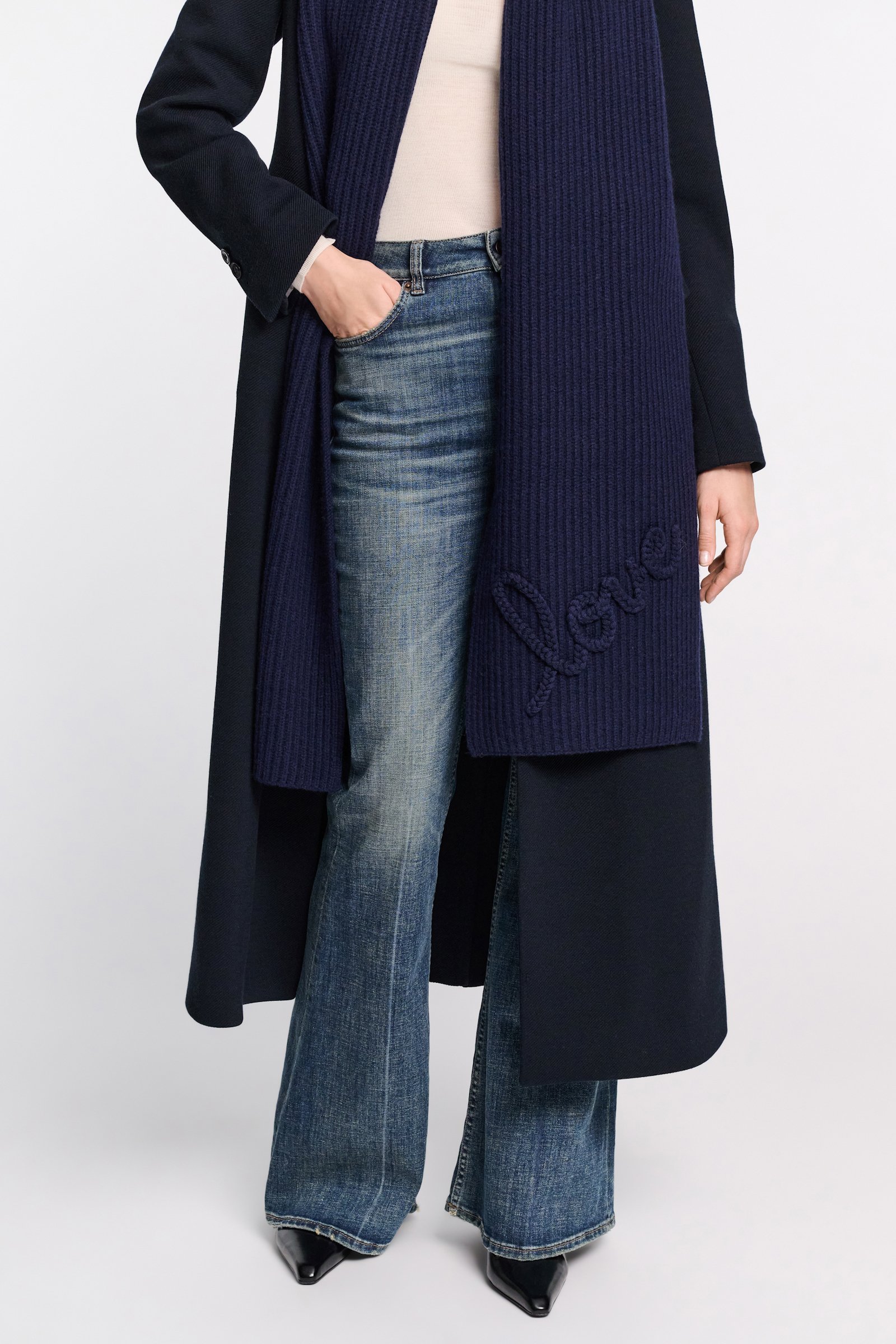 Dorothee Schumacher Ribbed Merino-cashmere LOVE scarf true navy