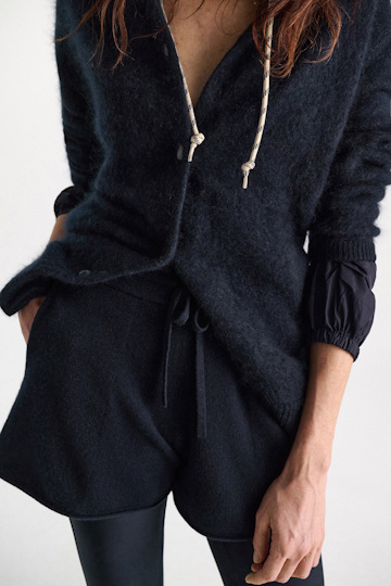 Dorothee Schumacher Merino-cashmere drawstring shorts night blue