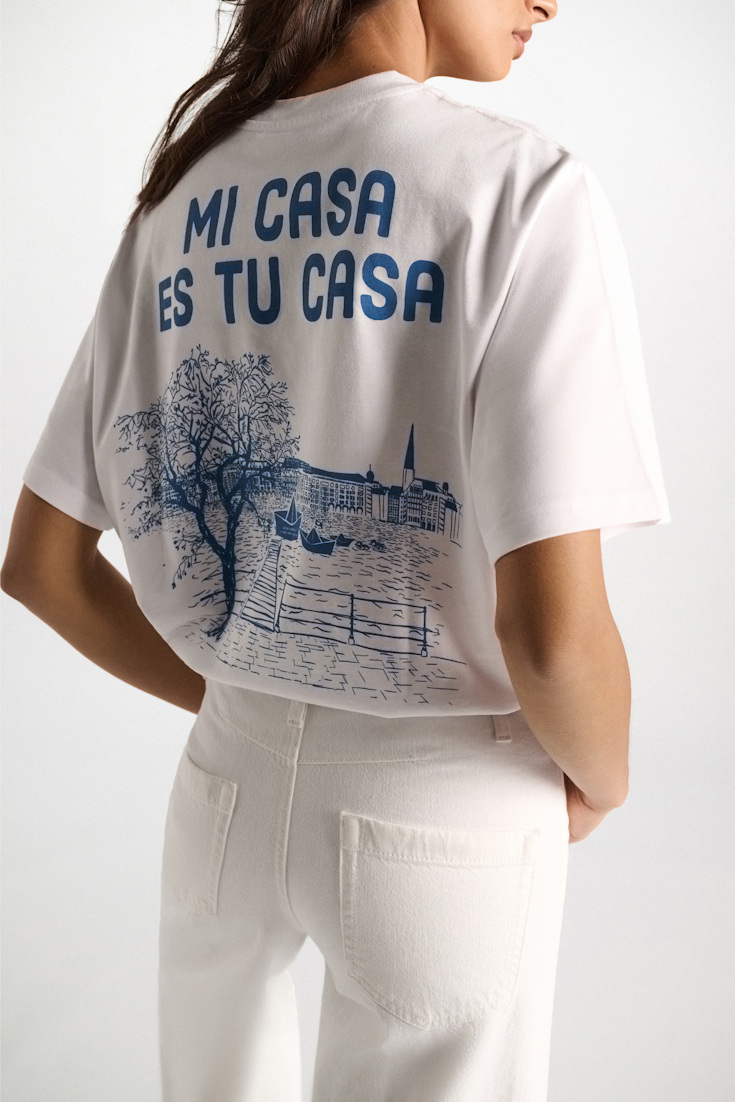 Dorothee Schumacher "Mi casa es tu casa" T-shirt Hamburg Model Detail View