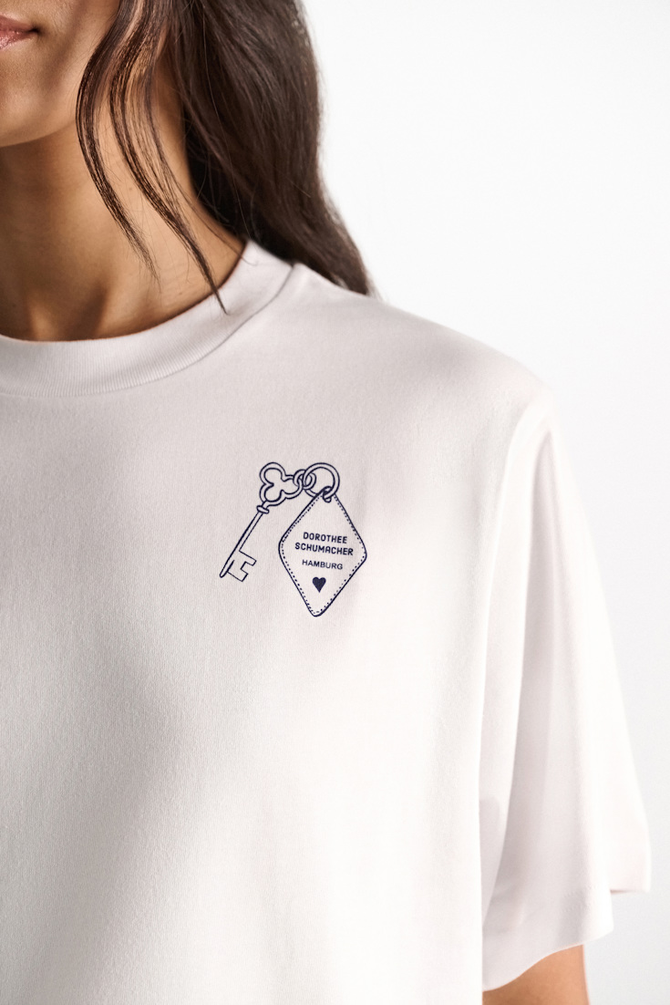Dorothee Schumacher "Mi casa es tu casa" T-shirt Hamburg Model Detail View