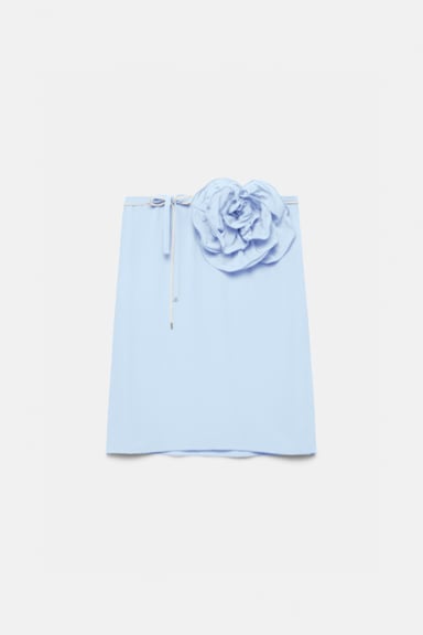 Dorothee Schumacher Seidenrock mit Maxi-Blumenbrosche sky