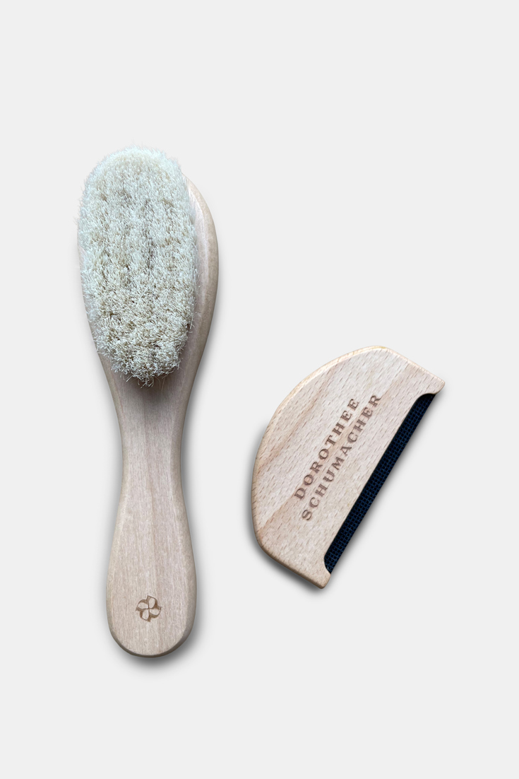 Dorothee Schumacher Fluffy care set light wood