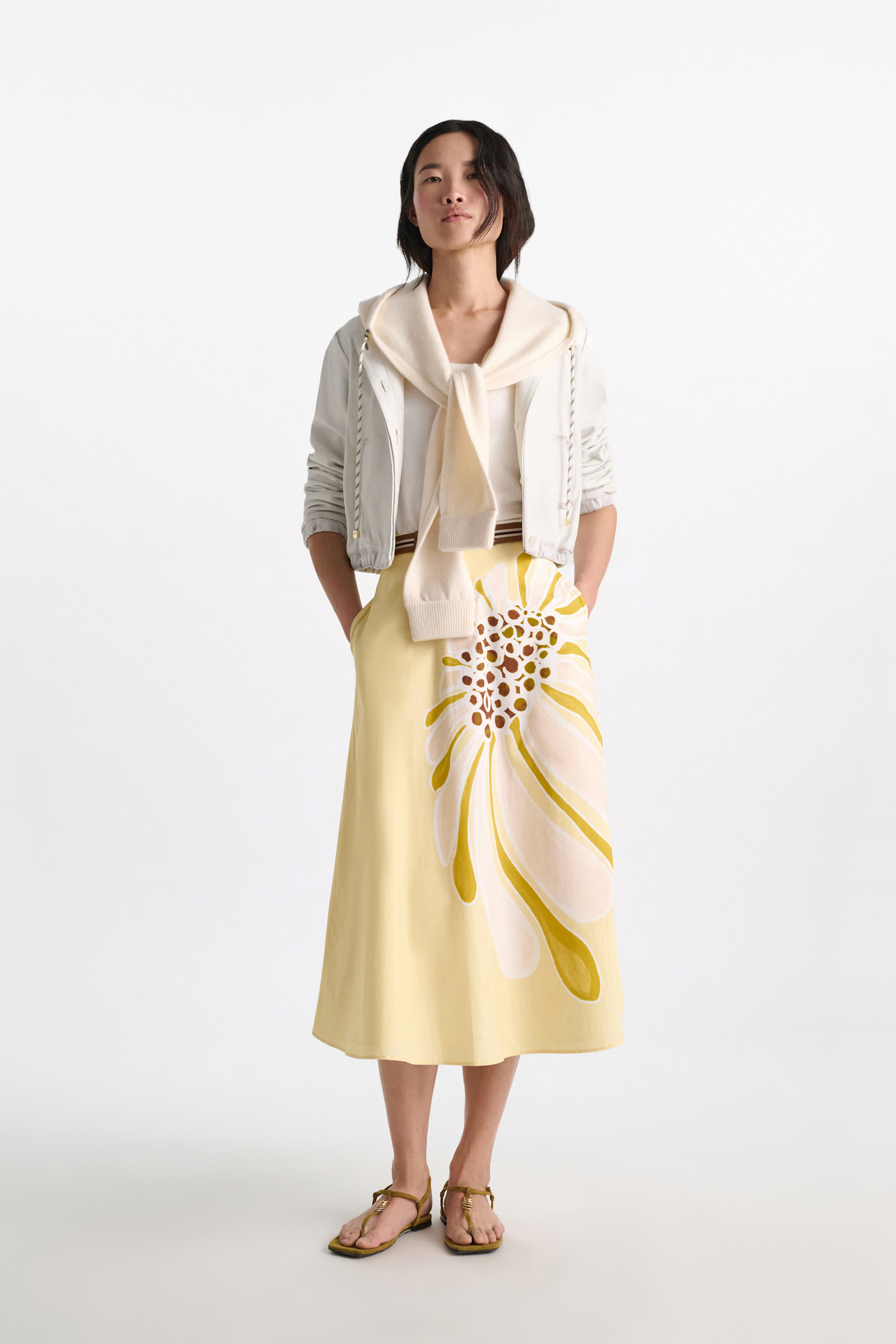 Dorothee Schumacher Hood accessory camellia white