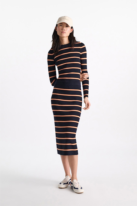 Striped knit pullover