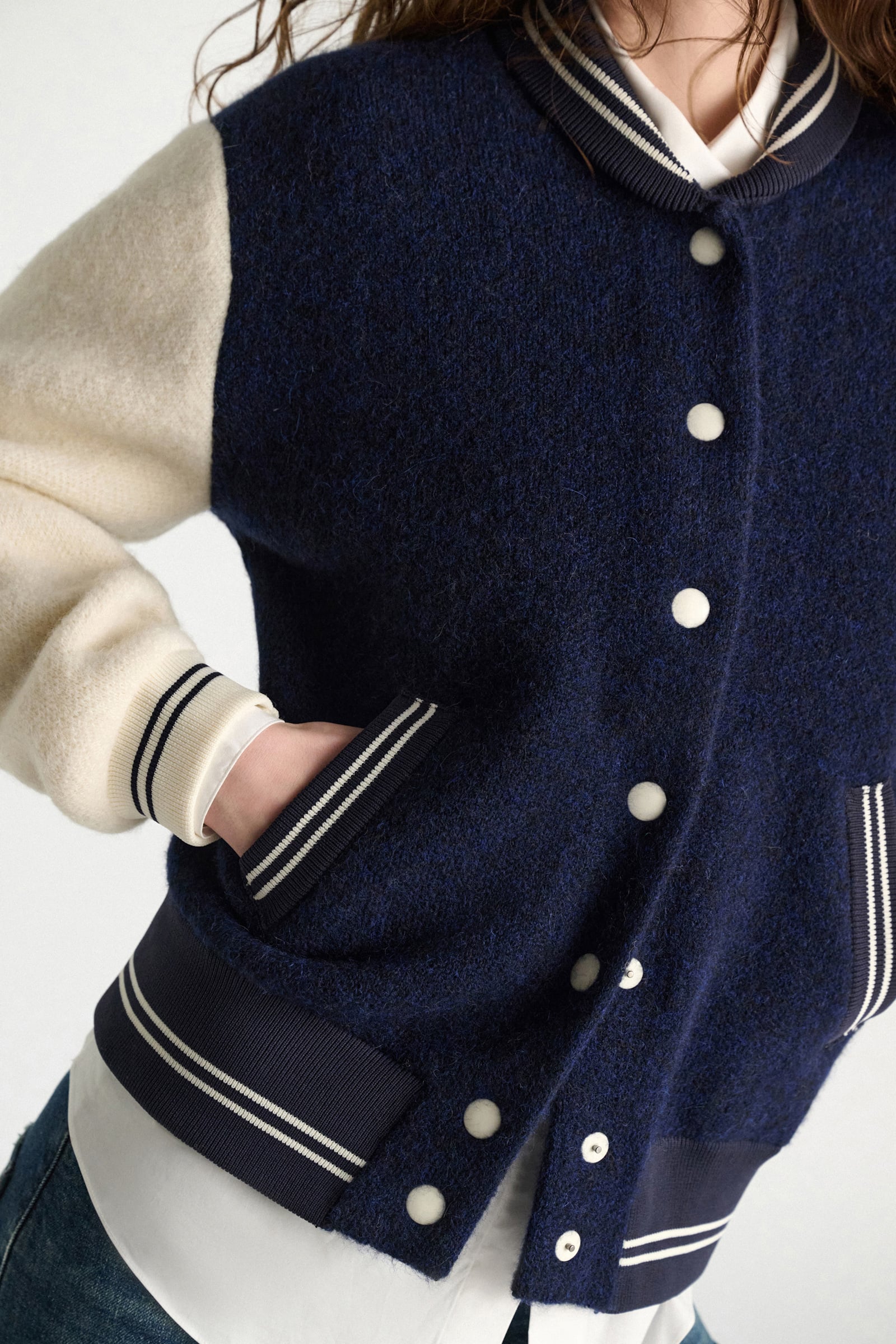 Dorothee Schumacher Oversized Bomberjacke aus Alpaka-Mix navy white