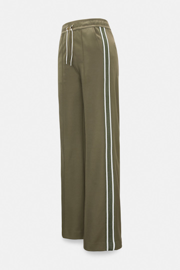 Dorothee Schumacher Trackpants mit gestricktem Seitenstreifen dark oliv