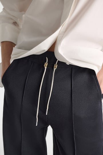 Dorothee Schumacher Trackpants mit gestricktem Seitenstreifen dark navy