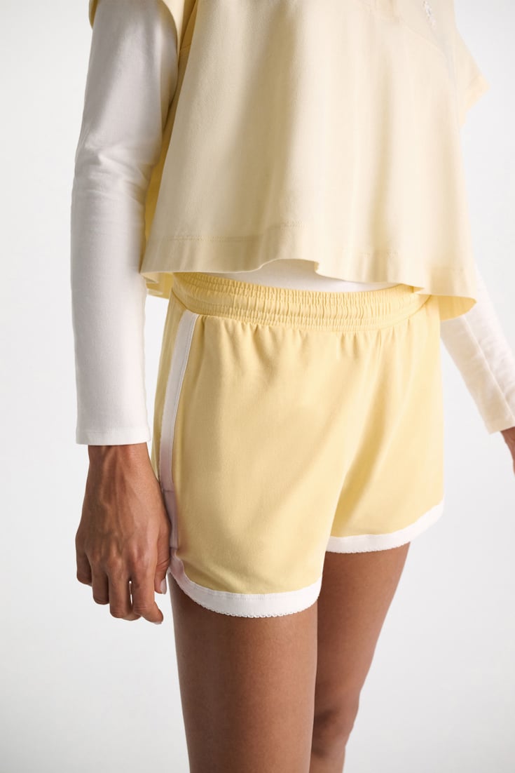 Dorothee Schumacher Stretch cotton shorts with contrast trim bisquit