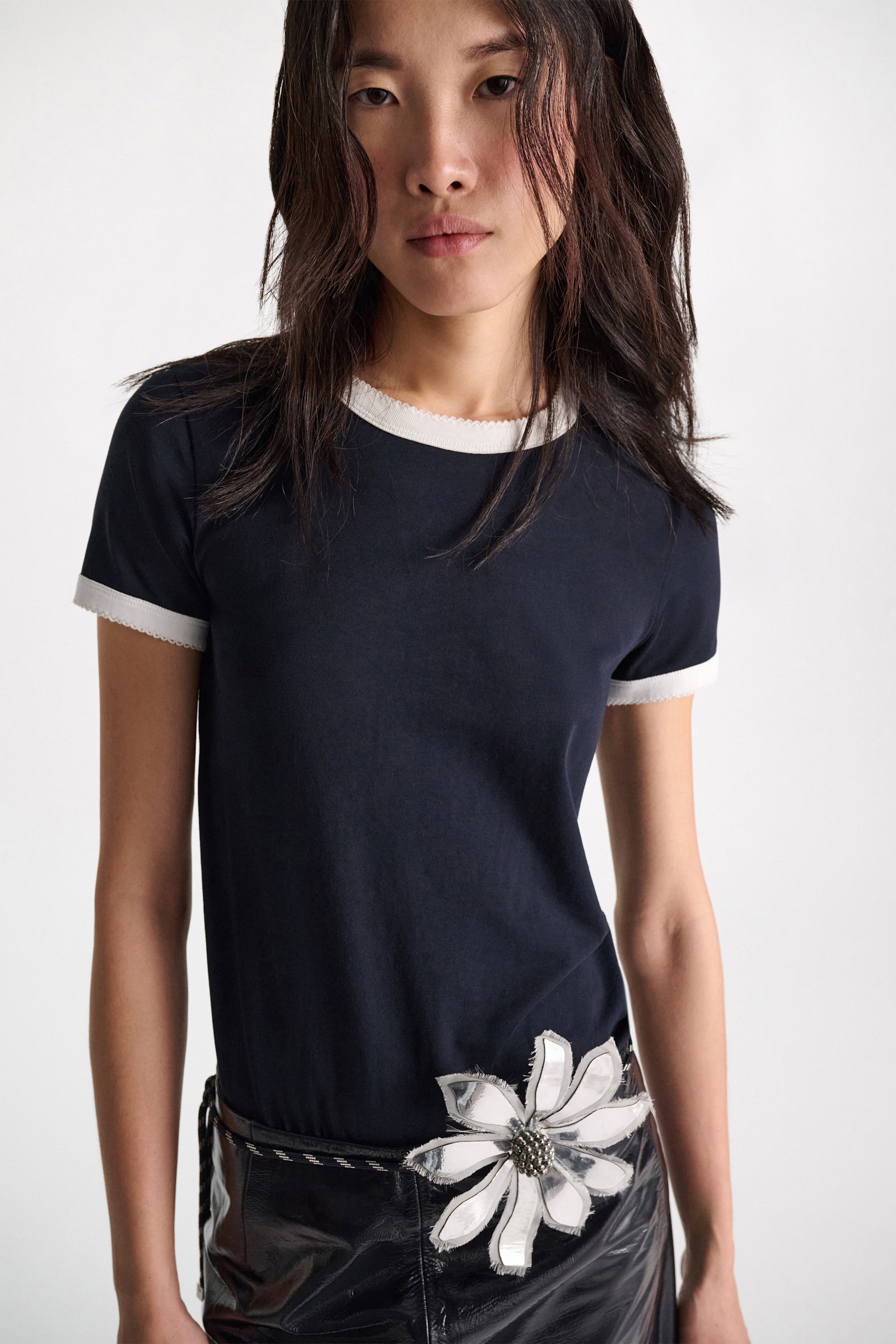 Dorothee Schumacher Stretch cotton shrunken T-shirt with contrast trim dark navy