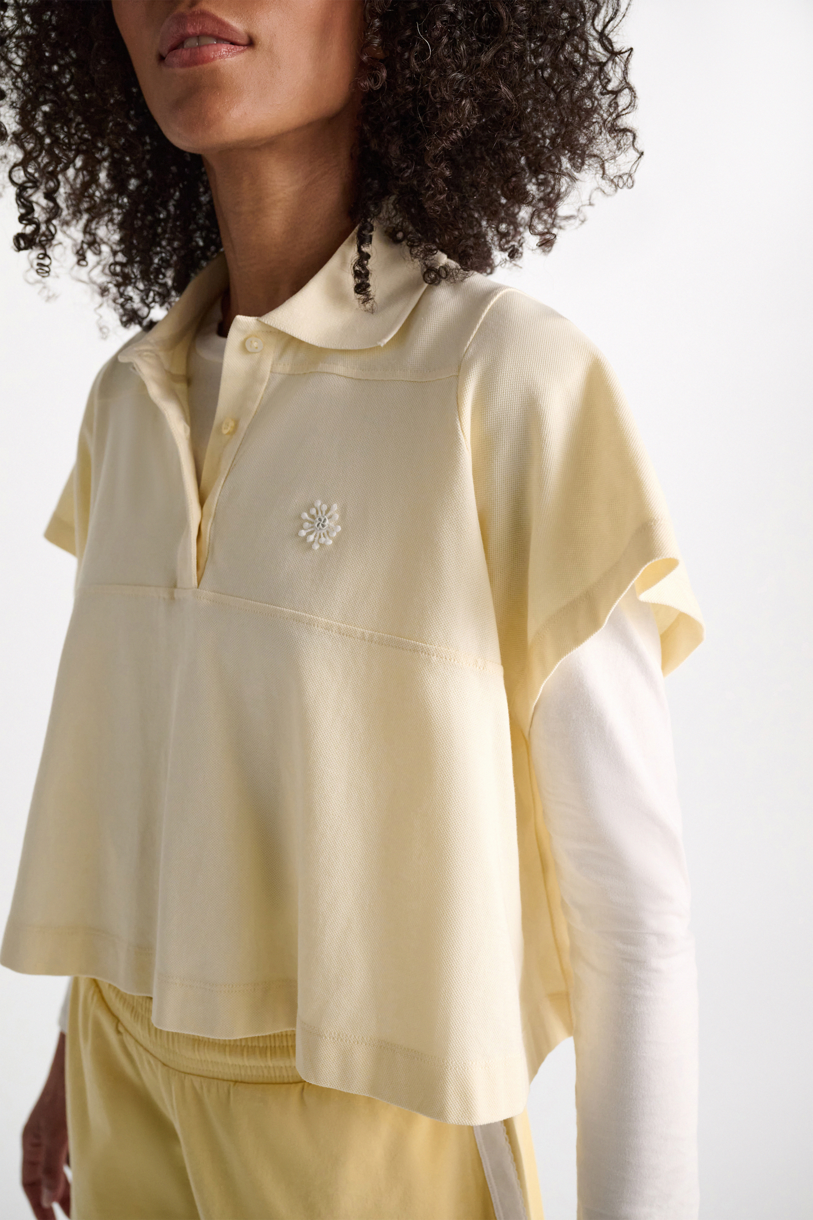 Dorothee Schumacher Polo shirt with D-rose embroidery powder pastis