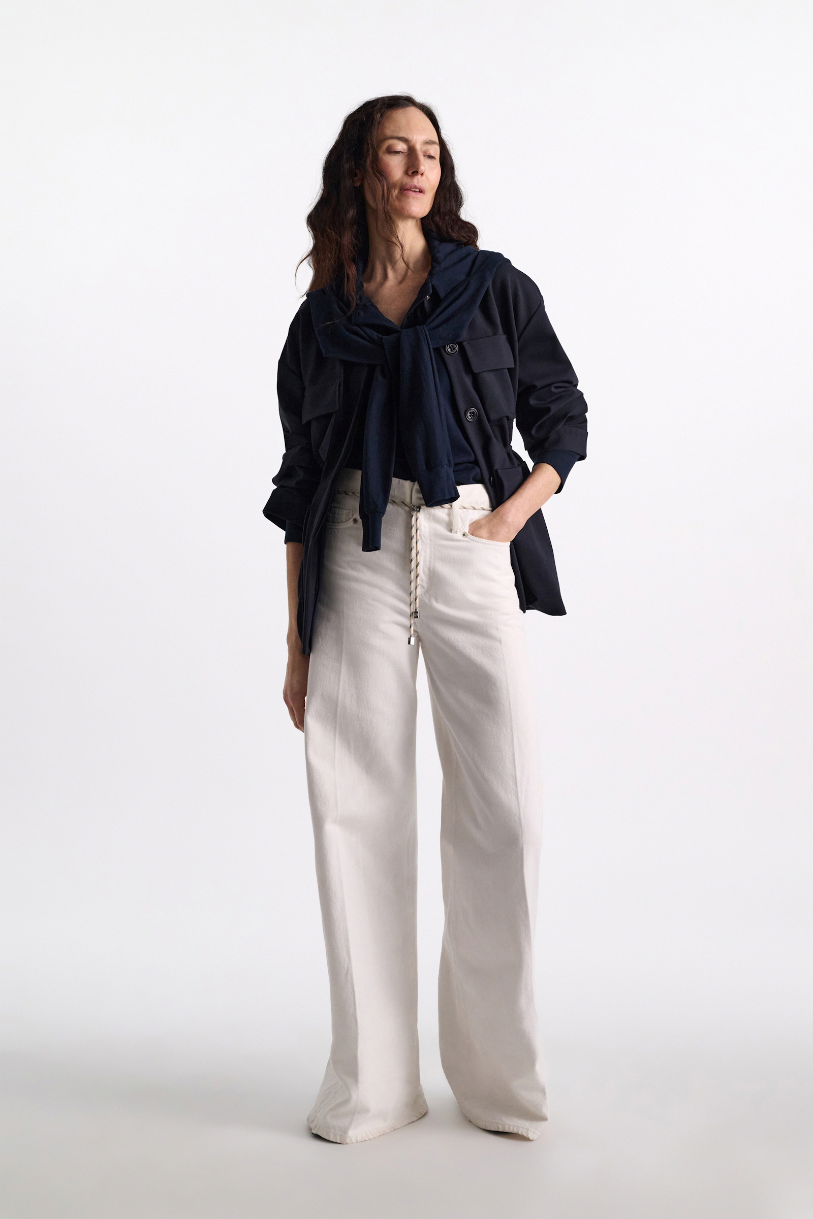 Dorothee Schumacher Longsleeve mit Kapuze und Lagenlook dark navy