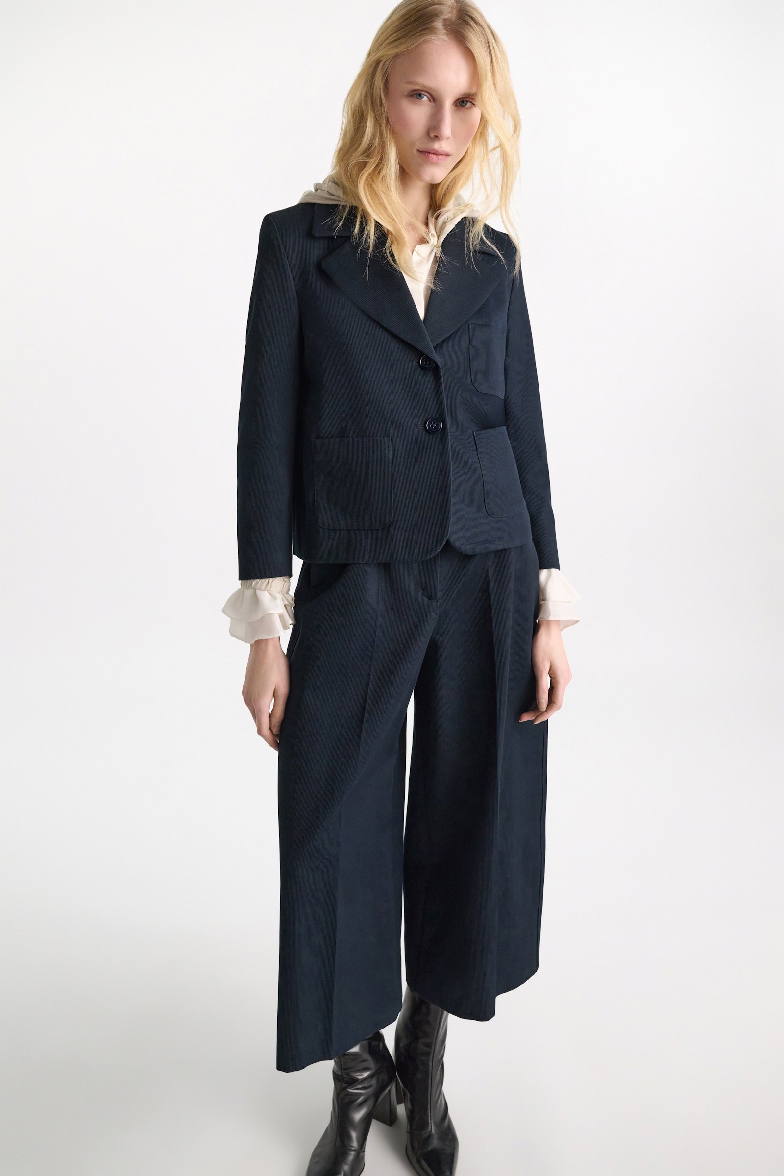 Dorothee Schumacher Cropped cotton blazer dark navy