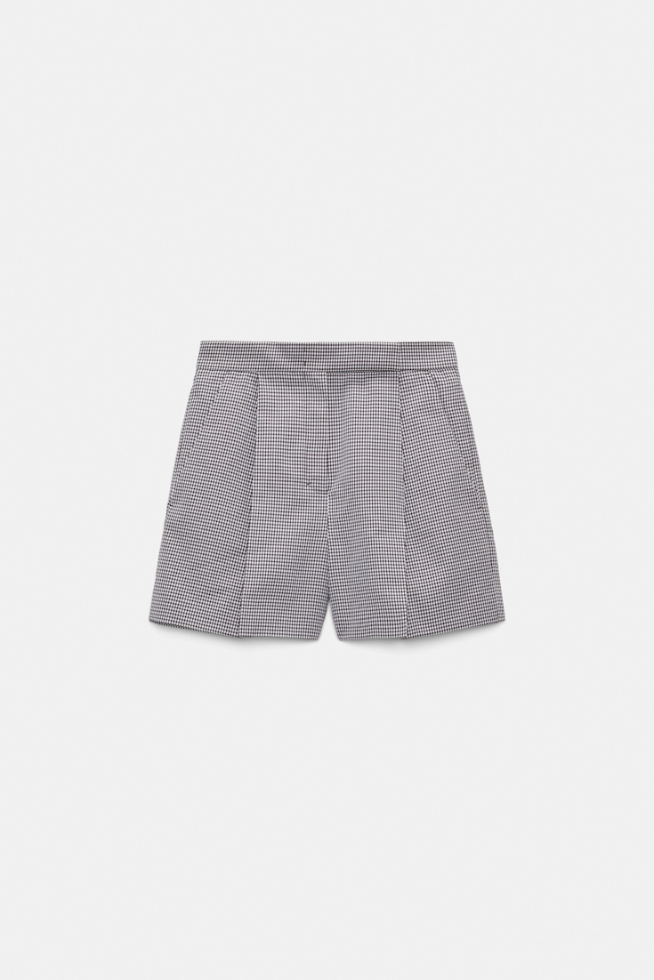 Dorothee Schumacher Karierte Shorts aus technischem Leinen white & walnut