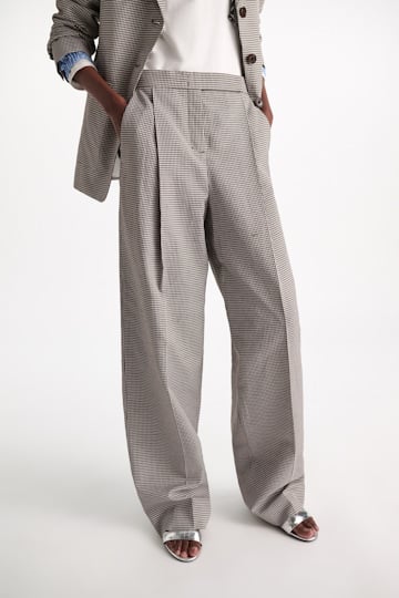 Dorothee Schumacher Karierte Hose aus technischem Leinen white & walnut