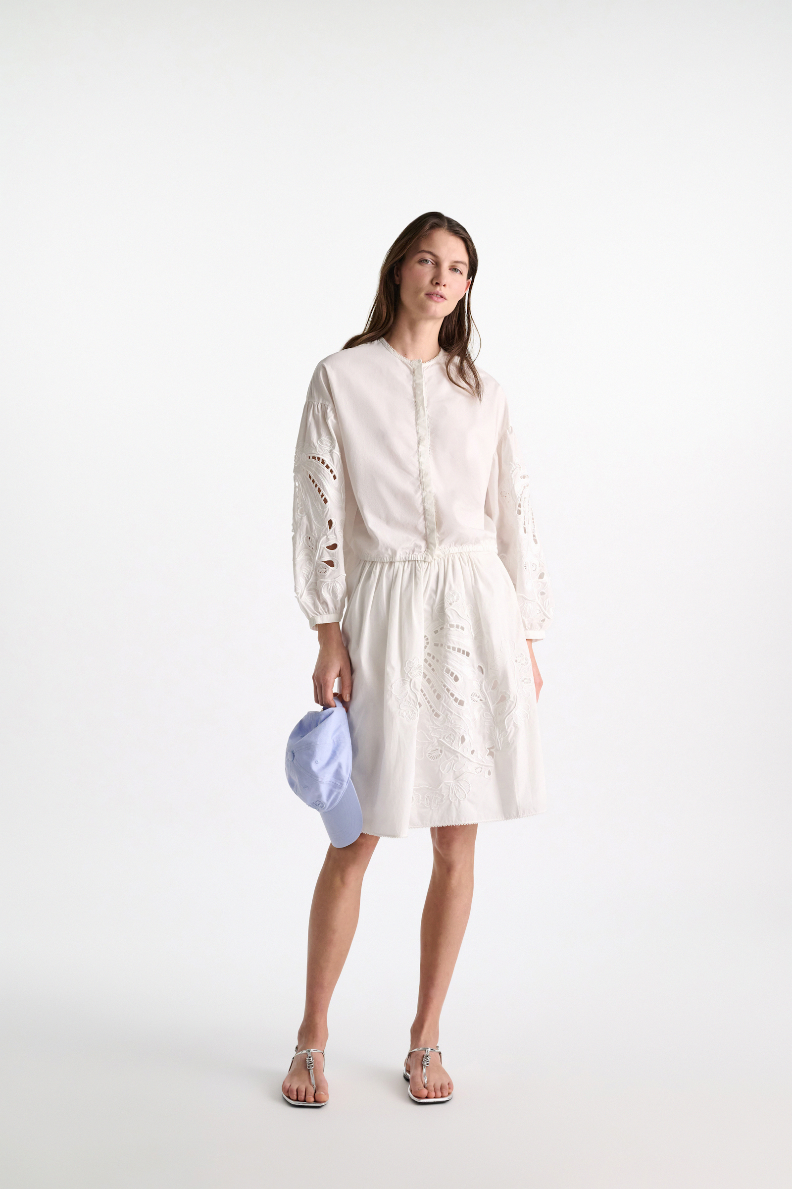 Dorothee Schumacher Bluse mit Broderie-Anglais-Stickerei aus Baumwolle pure white