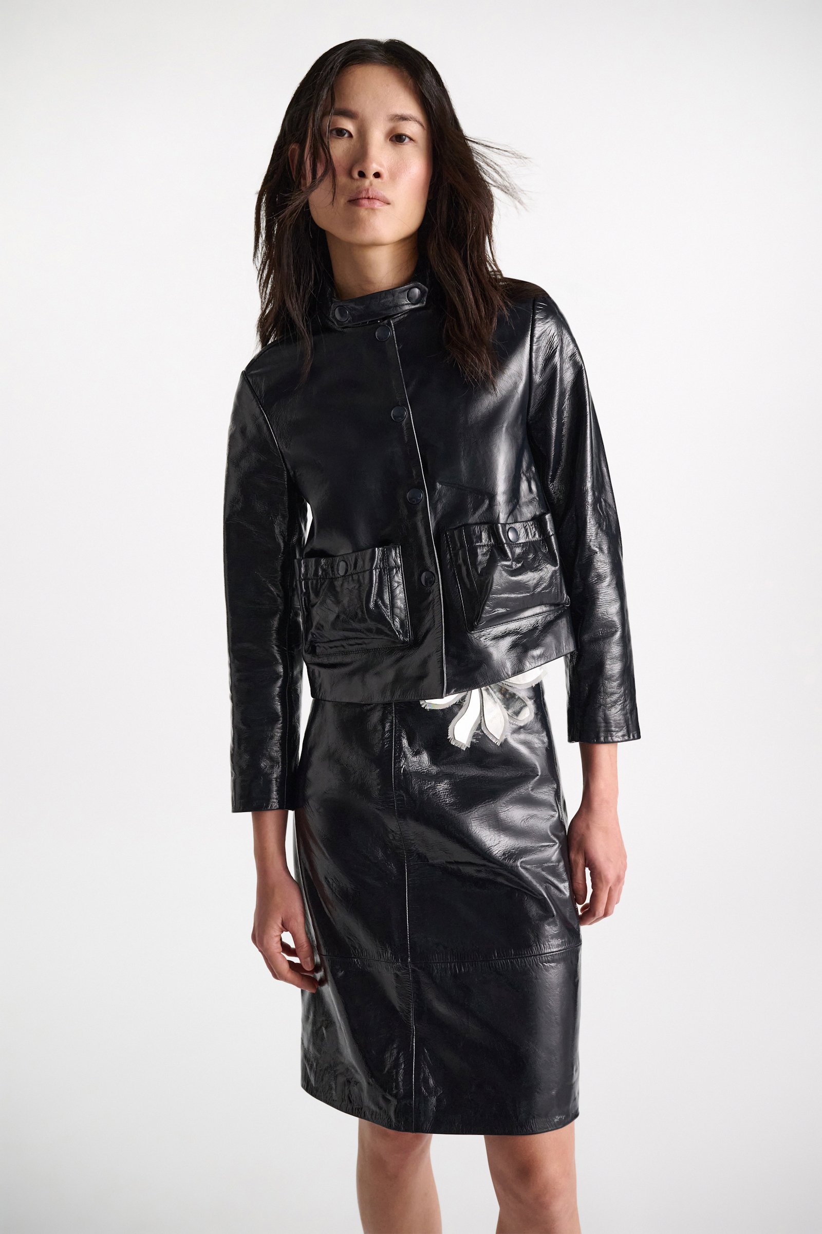 Dorothee Schumacher Rock aus Lackleder dark navy