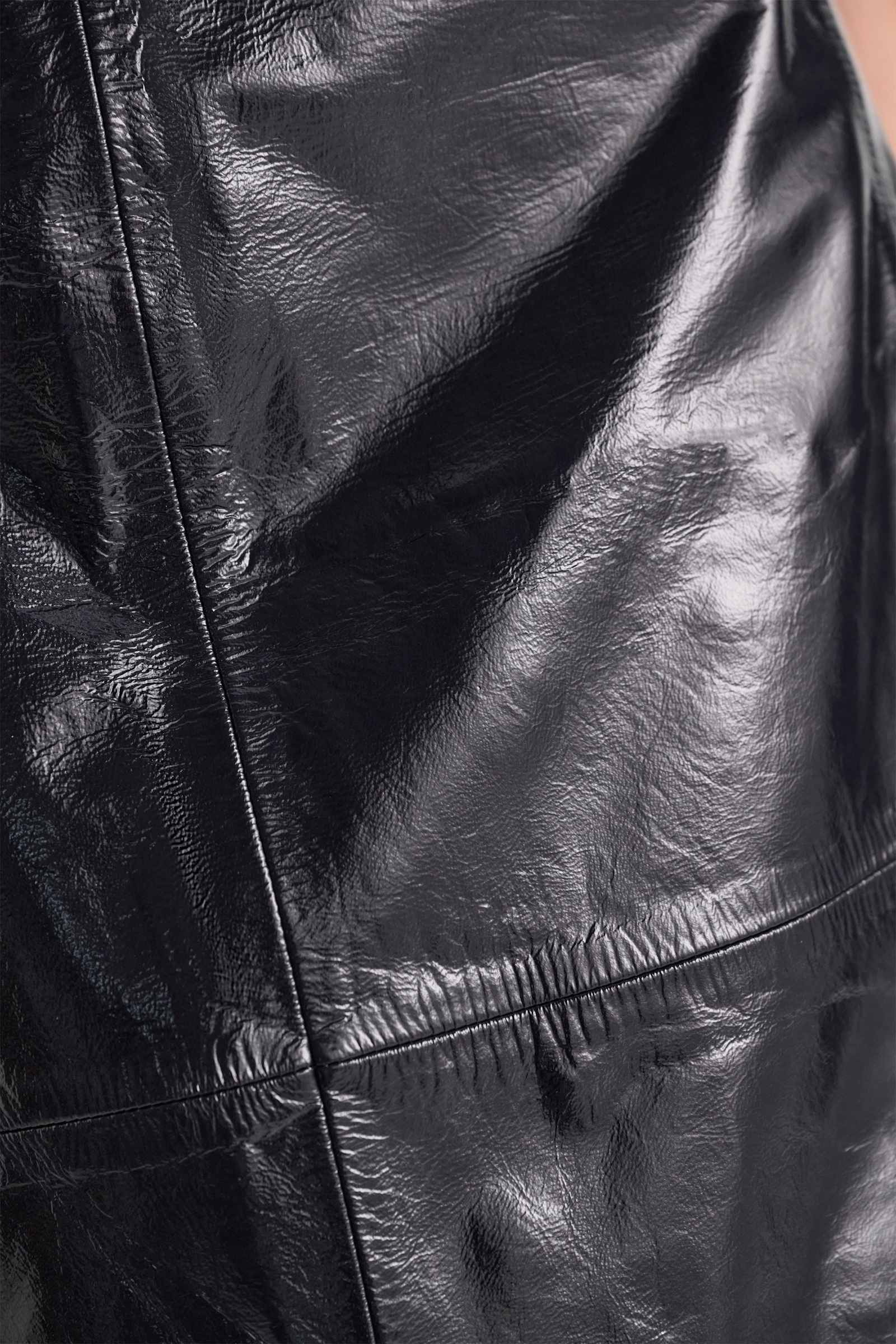 Dorothee Schumacher Rock aus Lackleder dark navy