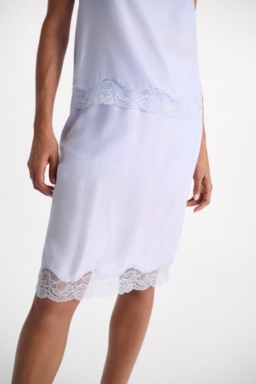 Dorothee Schumacher Gedoppelter Lingerie-Rock aus Seiden-Habotai icy sky