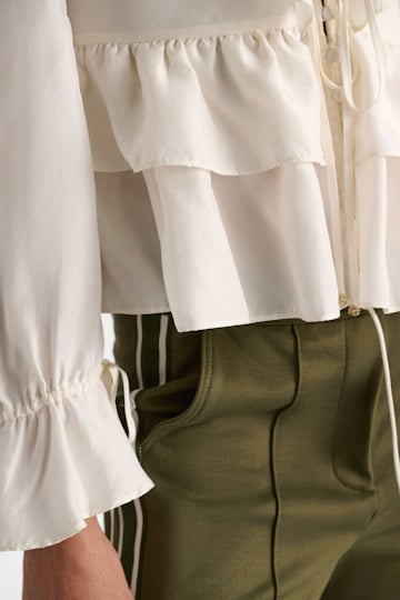 Dorothee Schumacher Bluse aus Seiden-Habotai camellia white