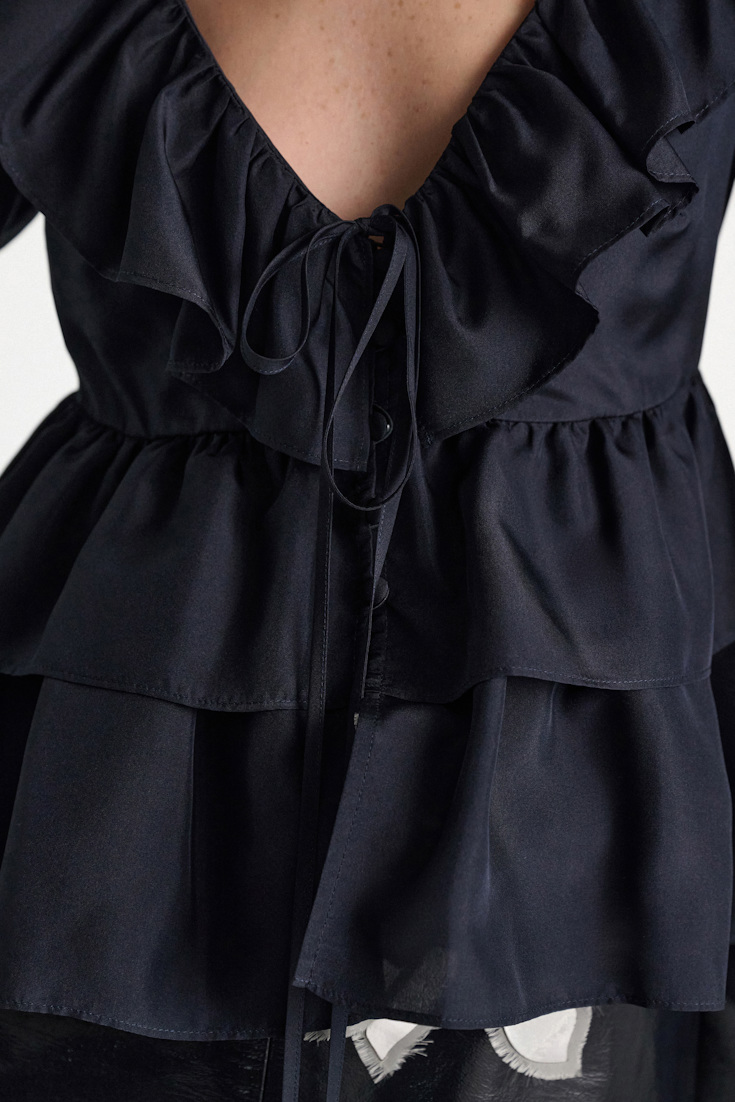 Dorothee Schumacher Tunic-style blouse in Habotai silk dark navy