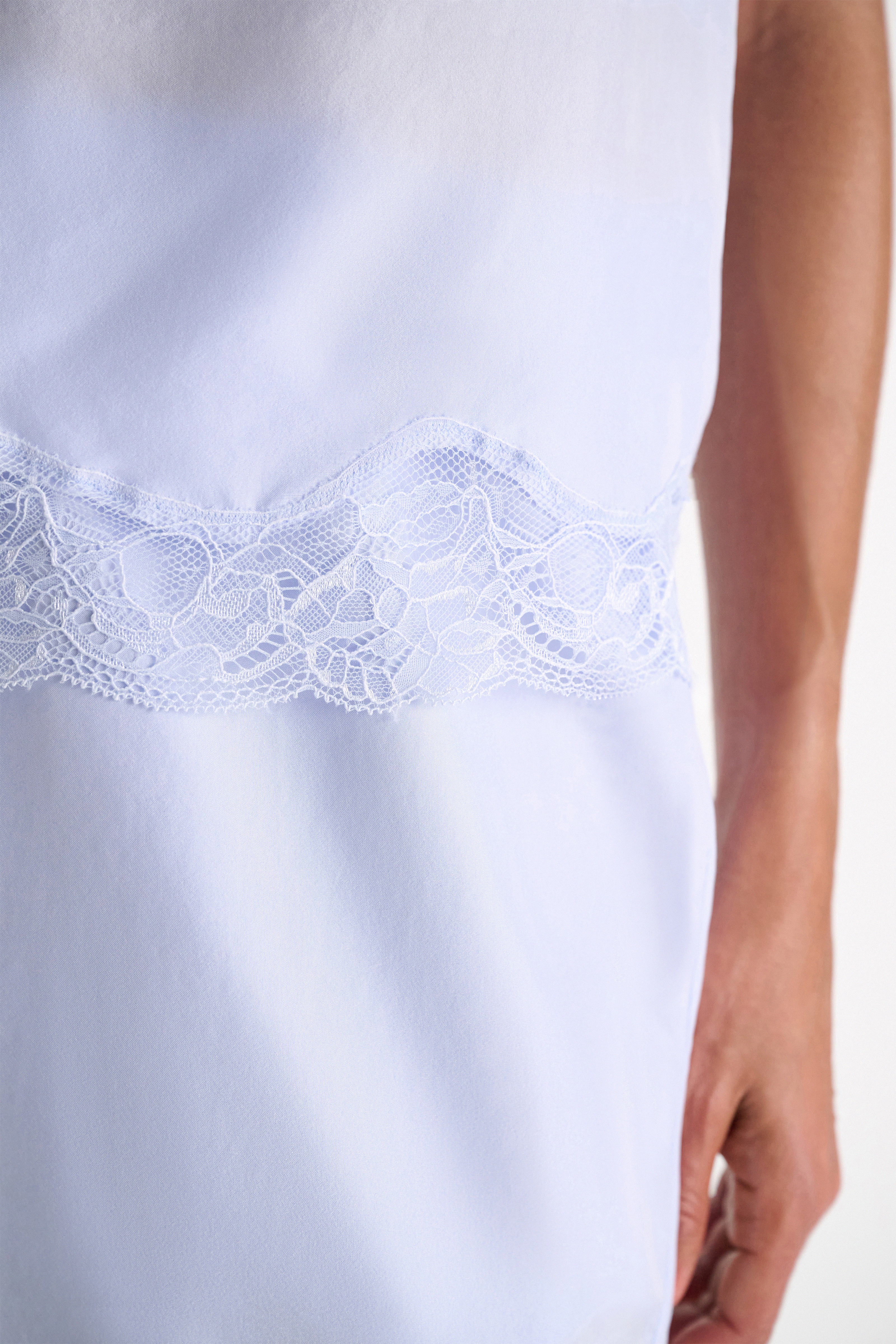 PLAYFUL VOLUMES top | Dorothee Schumacher