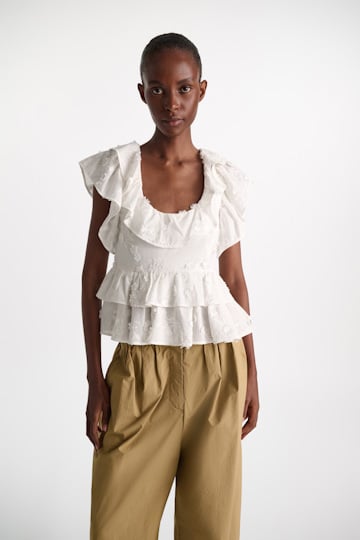 Dorothee Schumacher Top with ruffles in cotton-fil-coupé camellia white