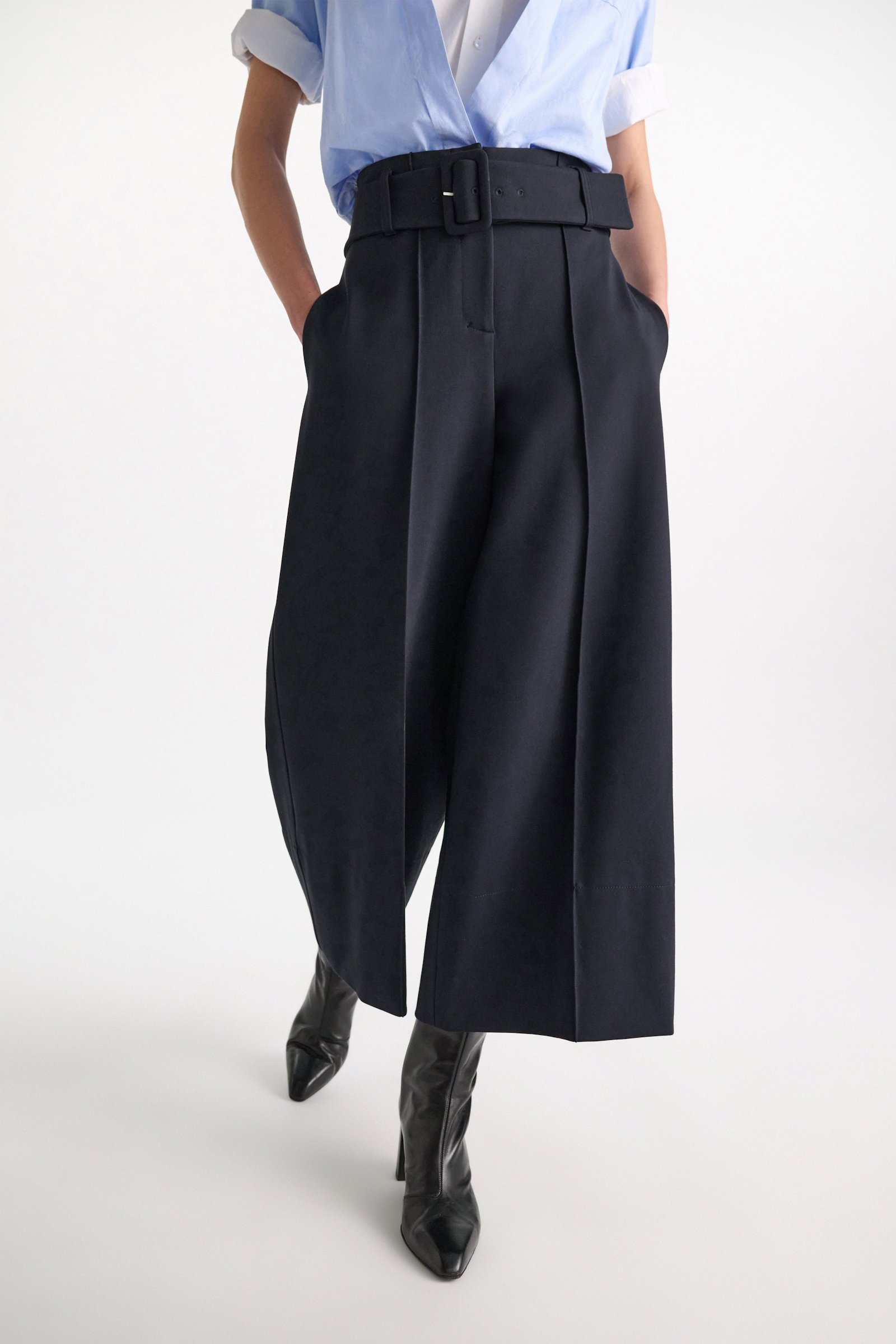 Dorothee Schumacher Culotte Pants aus Punto Milano dark navy