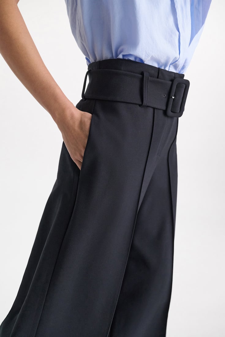 Dorothee Schumacher Culotte Pants aus Punto Milano dark navy