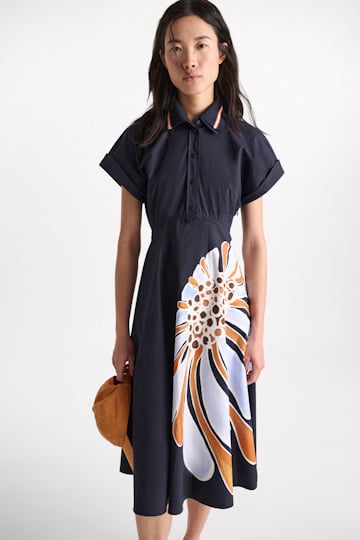 Dorothee Schumacher Kleid mit floralem Signature-Print aus Baumwoll-Popeline dream flower navy