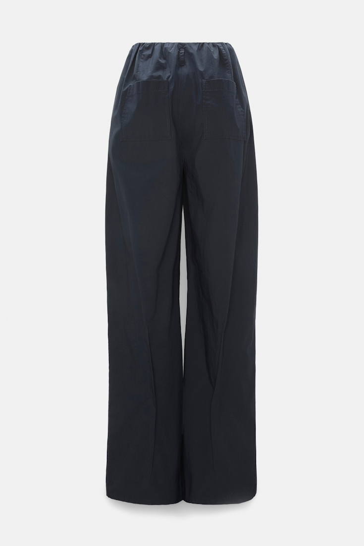 Dorothee Schumacher Pleated pants in garment washed cotton poplin dark navy