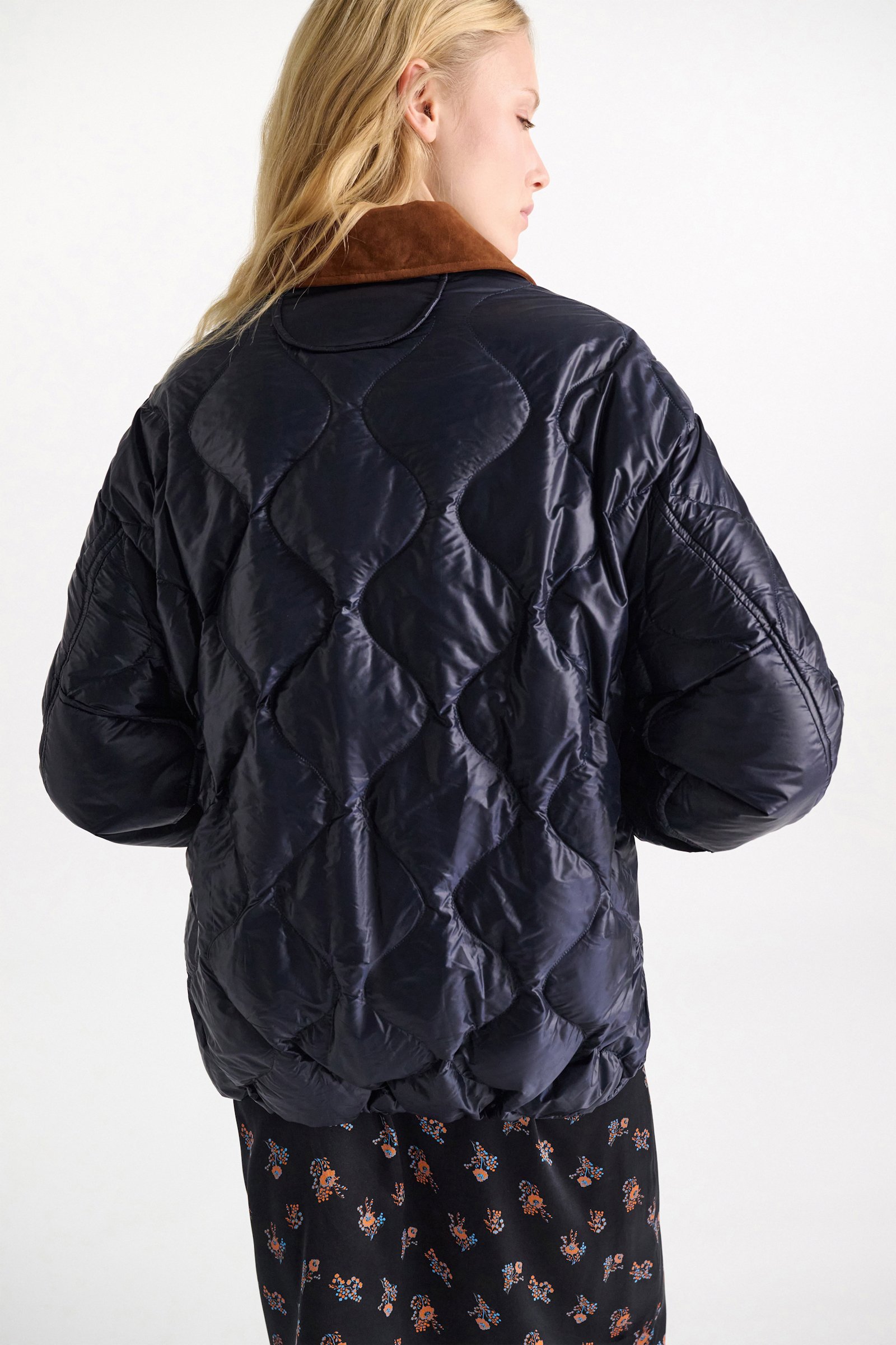 Dorothee Schumacher Down jacket with faux leather collar dark navy