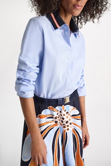 Dorothee Schumacher Bluse mit abnehmbarem, gestreiftem Polokragen aus Baumwoll-Oxford oxford blue