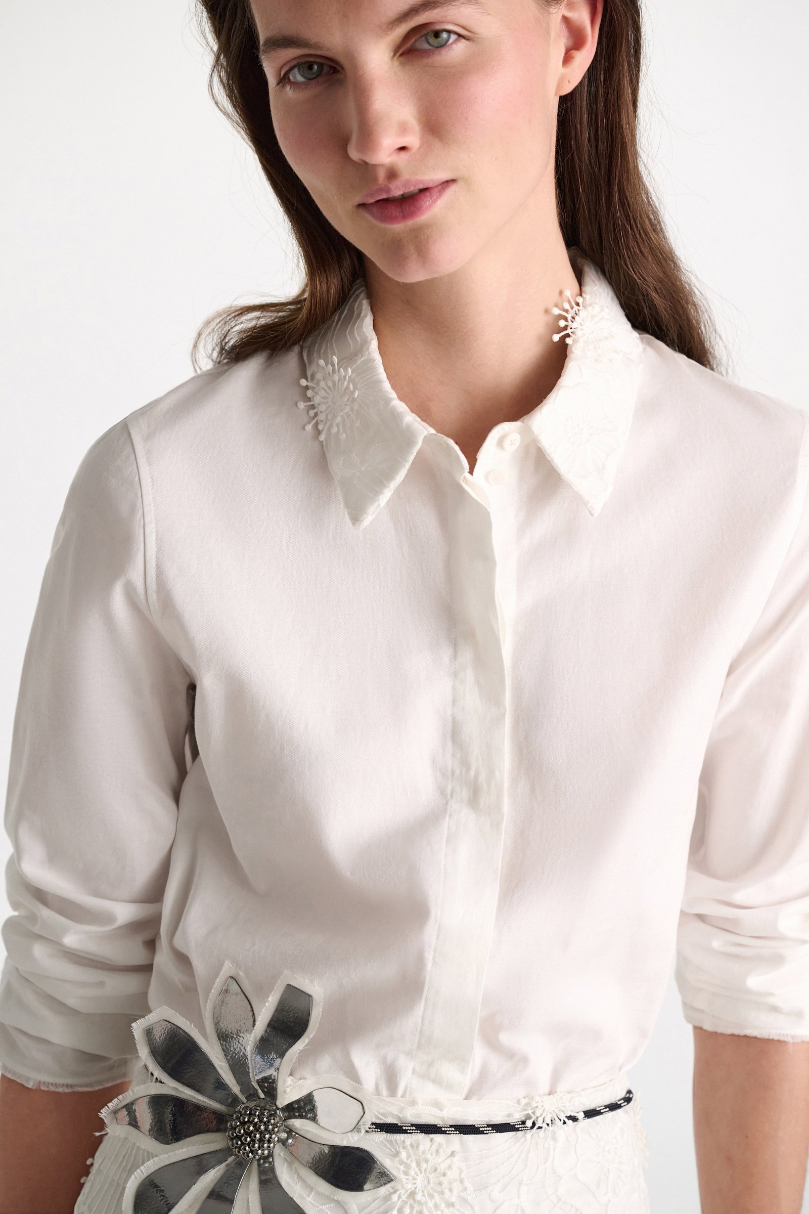 Dorothee Schumacher Cotton oxford shirt with optional lace collar pure white