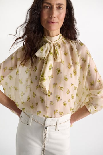 Dorothee Schumacher T-Blouse aus bedruckten Georgette Little Daydream lemon