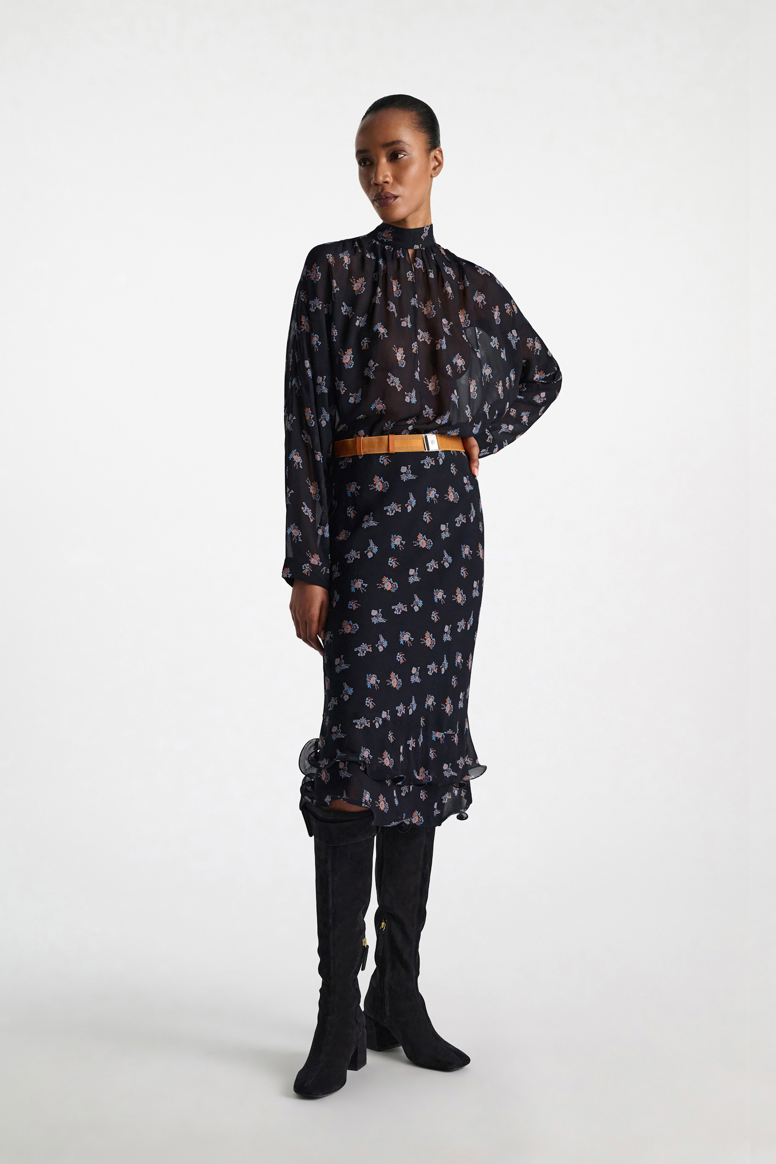 Dorothee Schumacher Extra boxy, printed georgette blouse Little Daydream navy orange