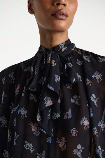 Dorothee Schumacher T-Blouse aus bedruckten Georgette Little Daydream navy orange