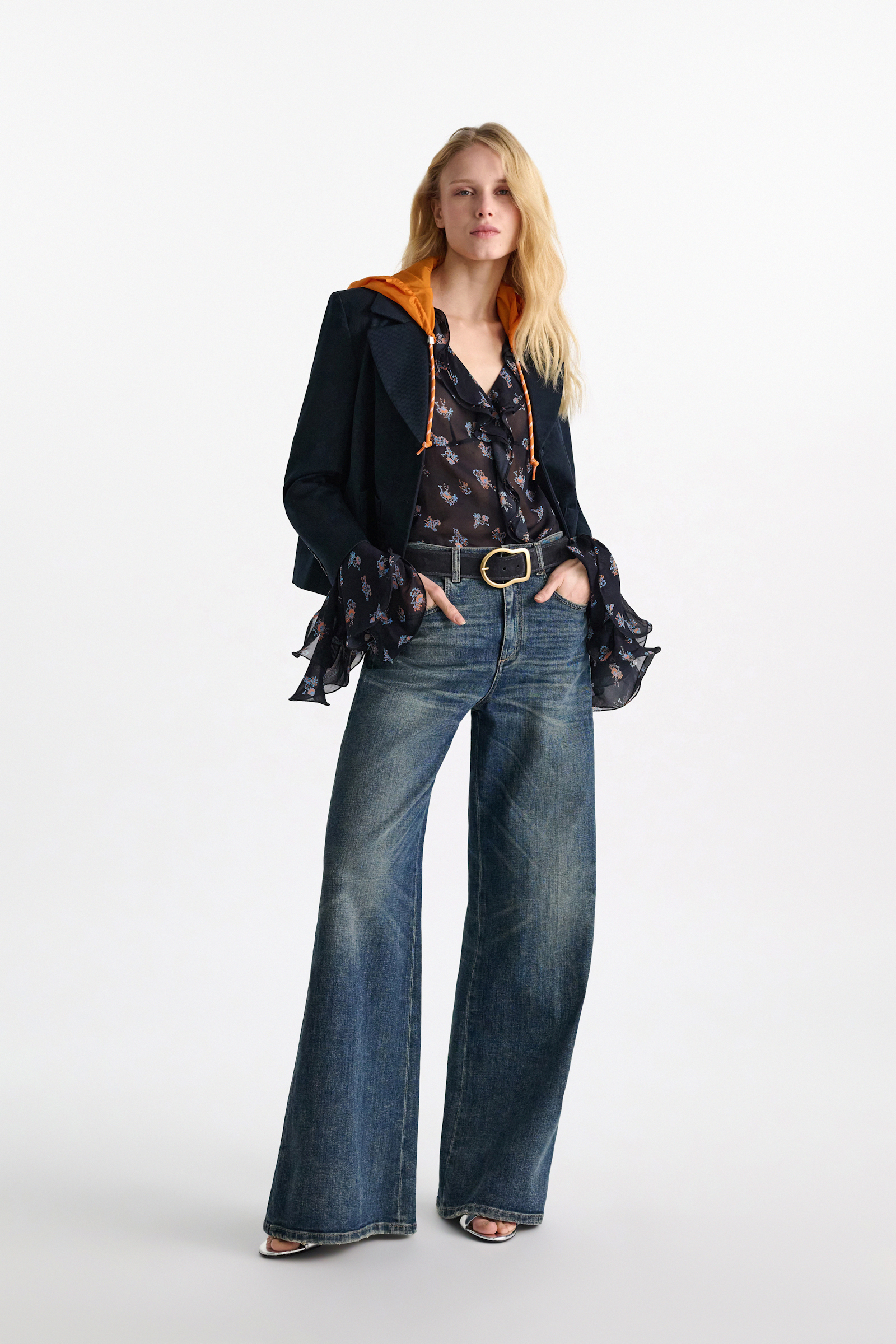 Dorothee Schumacher T-Blouse mit Volant-Details aus bedrucktem Georgette Little Daydream navy orange