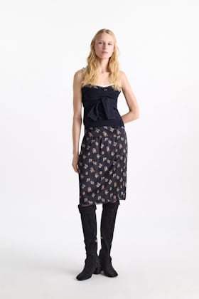 Dorothee Schumacher Lingerie-style skirt in printed silk satin Little Daydream navy orange