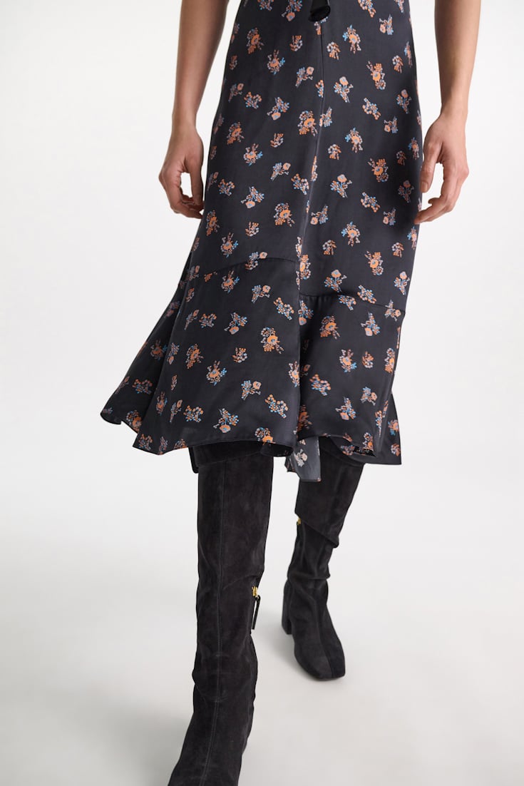 Dorothee Schumacher Sleeveless midi-dress in printed silk satin Little Daydream navy orange