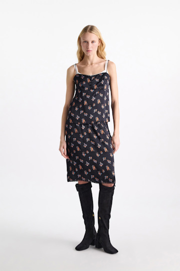 Dorothee Schumacher Lingerie-Top aus bedrucktem Seidensatin Little Daydream navy orange