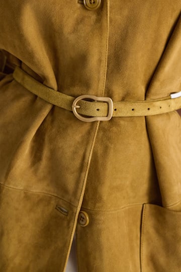 Dorothee Schumacher Gürtel aus Kalbsveloursleder dafne green