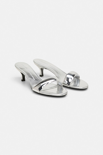 Dorothee Schumacher Mules mit Kitten Heel silver