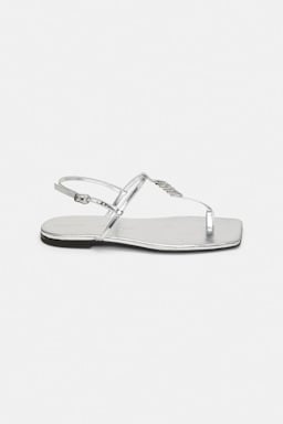 Dorothee Schumacher Flache Sandalen mit T-Strap silver