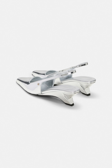 Dorothee Schumacher Slingback-Keilabsatzschuhe mit grafischer Kontur silver