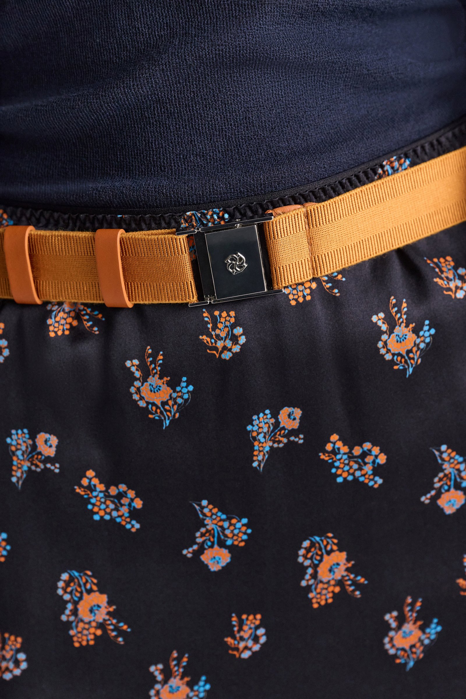 Dorothee Schumacher Elastic belt with leather detailing orange rust