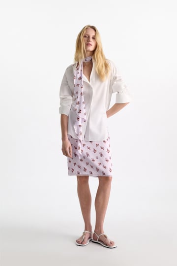 Dorothee Schumacher Volantschal aus beidseitig bedrucktem Seidensatin little daydream lilac