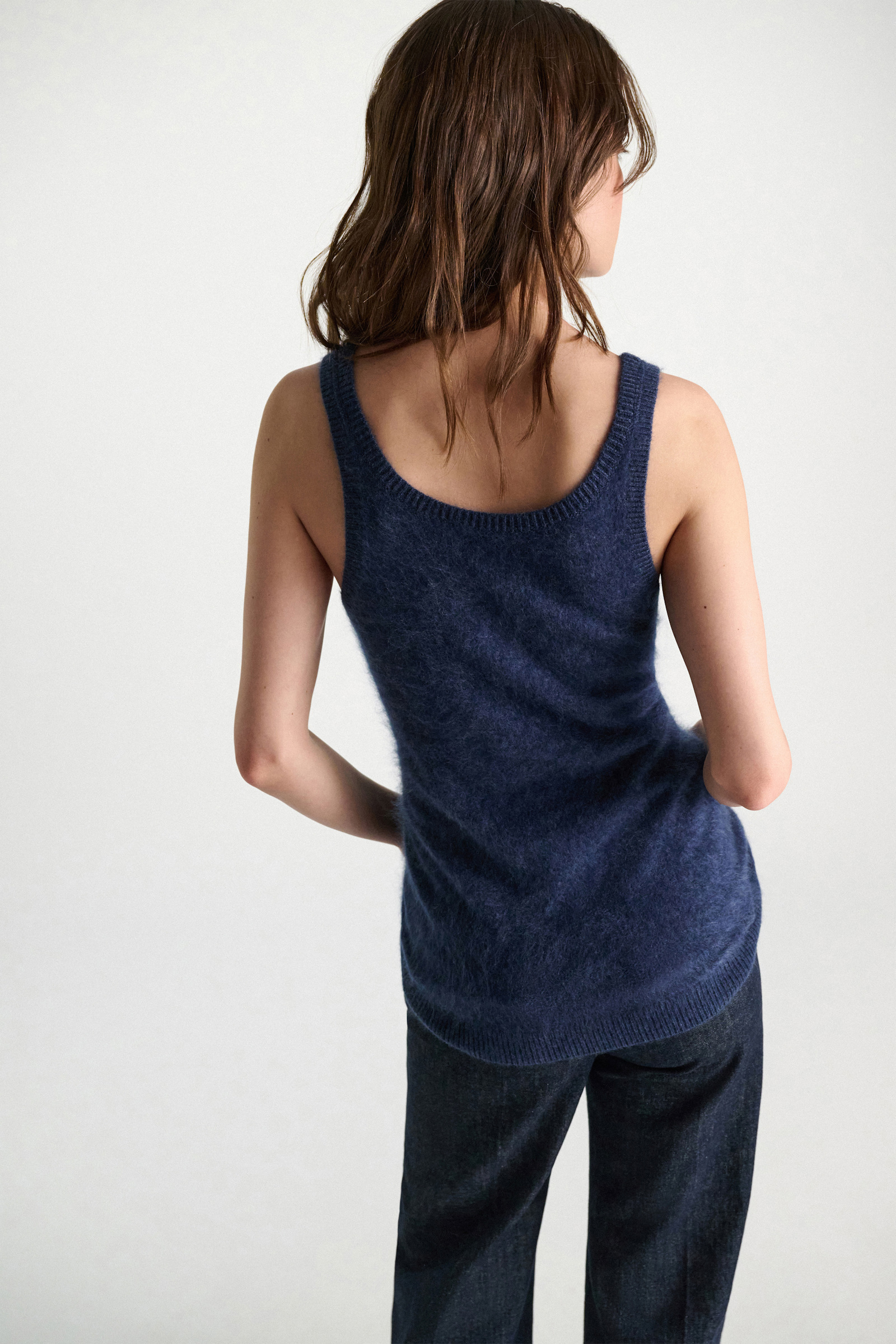 Dorothee Schumacher Fluffy Tanktop aus Merino und Kaschmir blue night