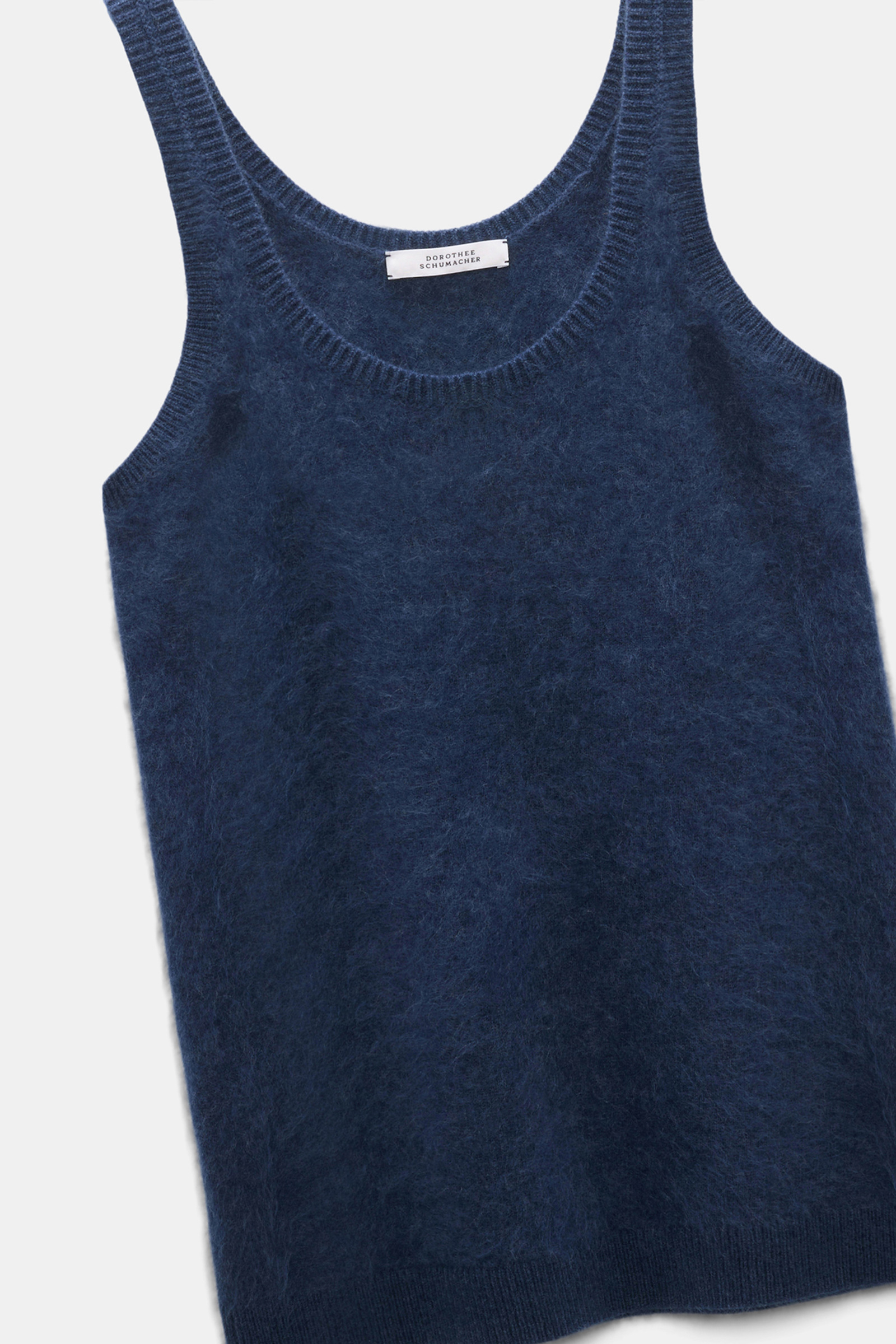 Dorothee Schumacher Fluffy Tanktop aus Merino und Kaschmir blue night