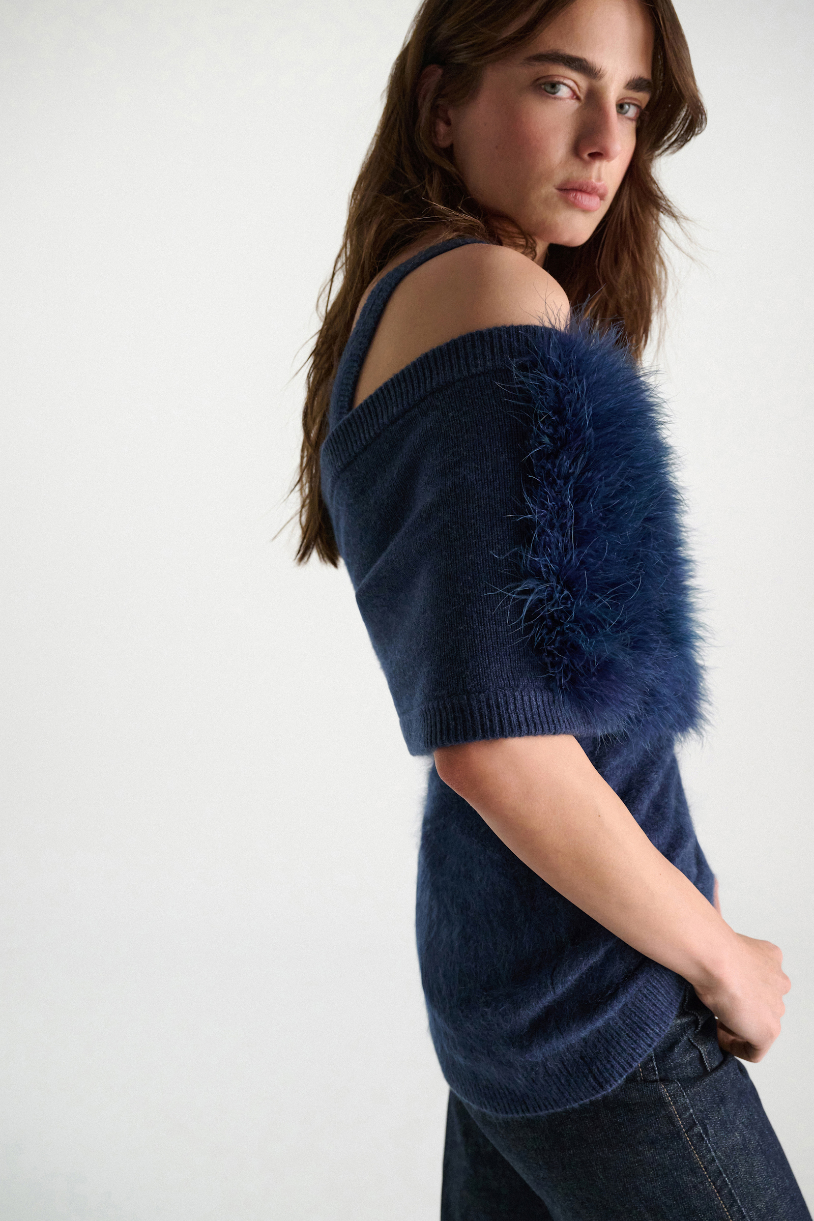 Dorothee Schumacher Feder-Accessoire aus Merino und Kaschmir blue night