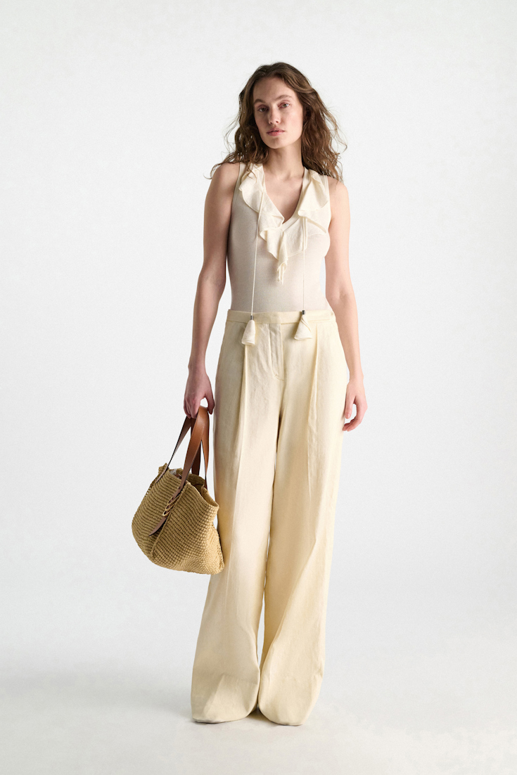 Dorothee Schumacher Ärmelloses Strickoberteil mit Spitzenfront orchid white